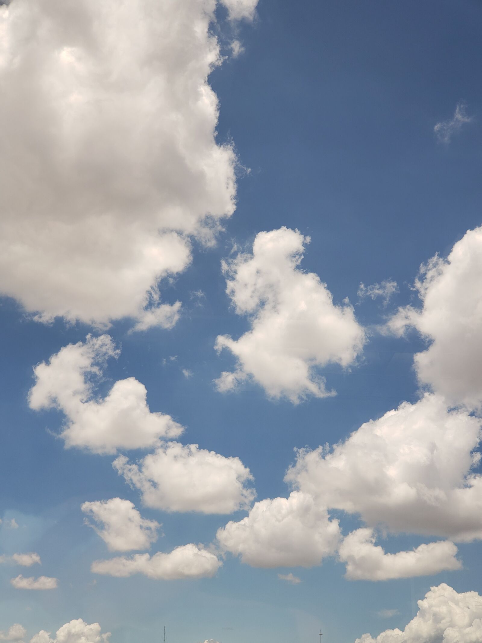 Samsung Galaxy S9+ sample photo. Sky, cloud clouds, blue photography