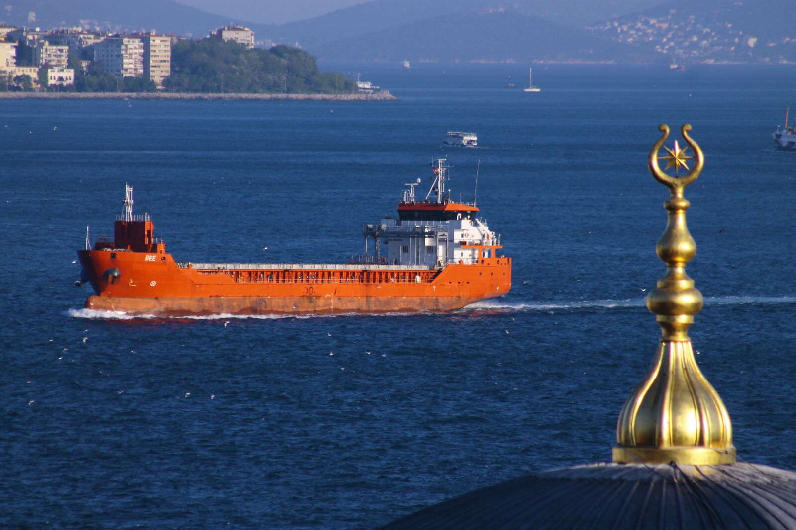 Canon EOS 1100D (EOS Rebel T3 / EOS Kiss X50) sample photo. Istanbul, tanker, marine photography