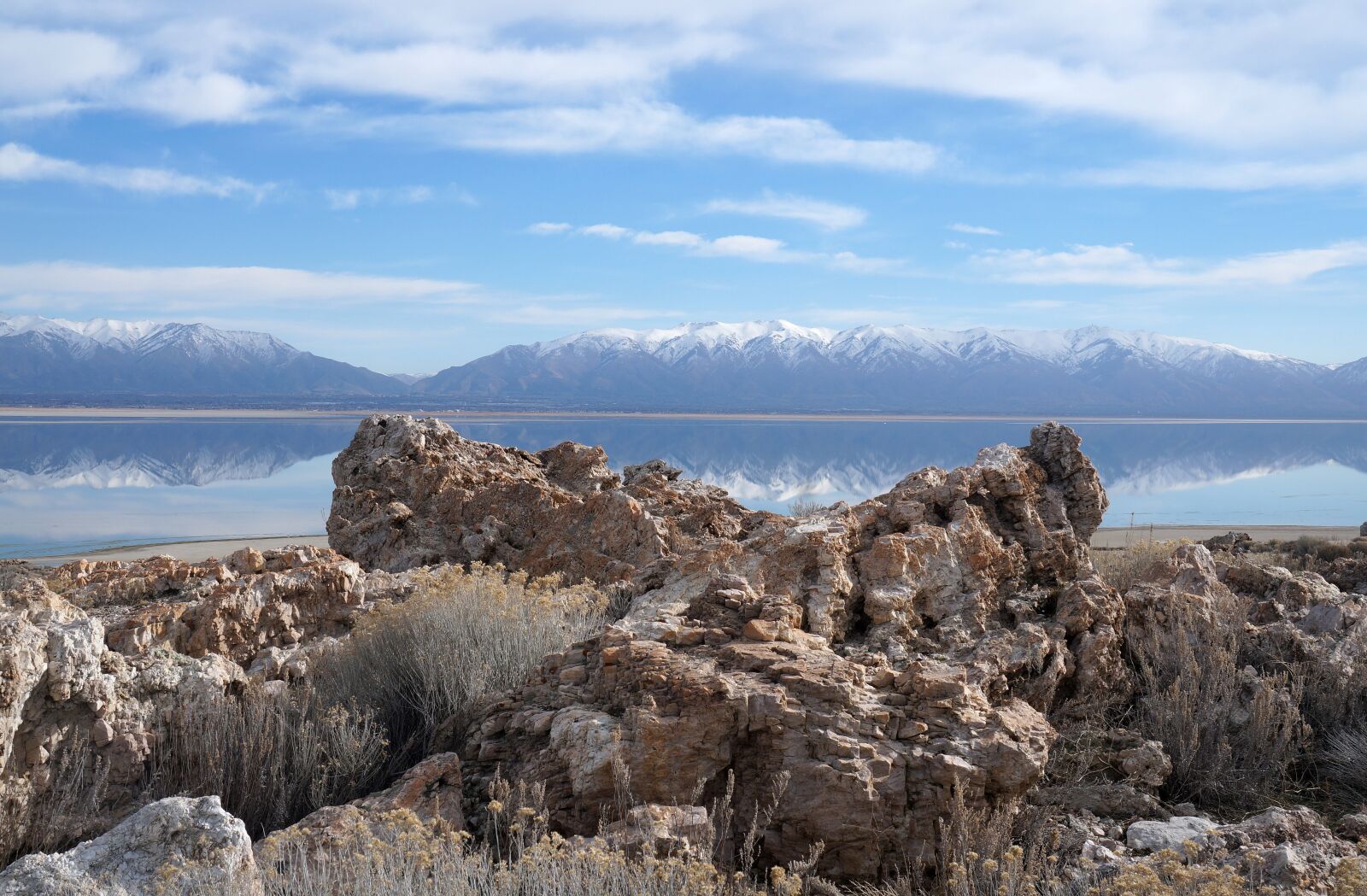 Sony Alpha a3000 + Sony E 18-55mm F3.5-5.6 OSS sample photo. Great salt lake, antelope photography