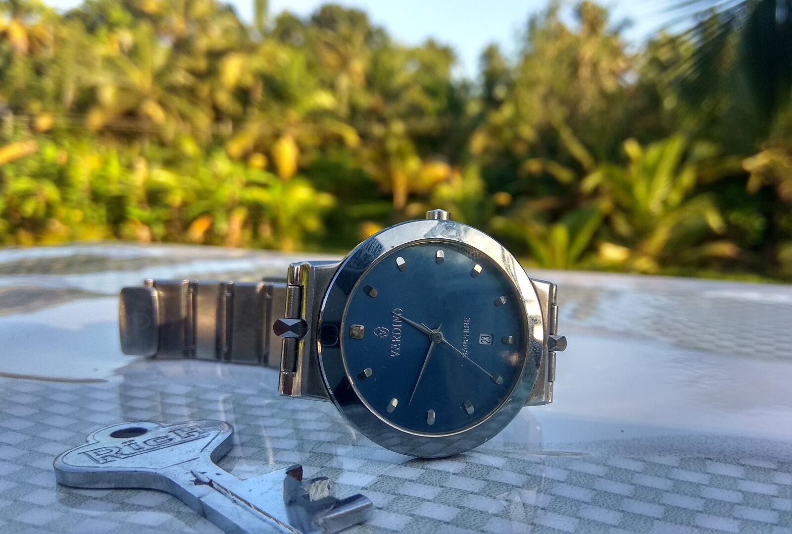 Xiaomi Redmi Note 4 sample photo. Blue, sky, blurred, background photography