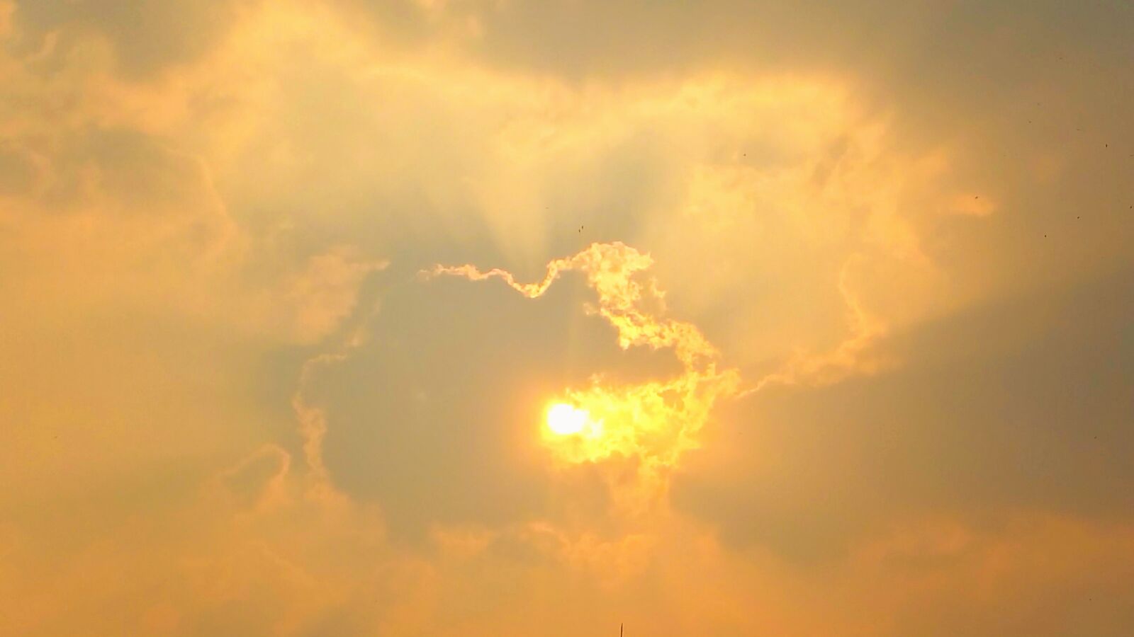 Samsung Galaxy Note4 sample photo. Cloud, clouds, dawn, daylight photography