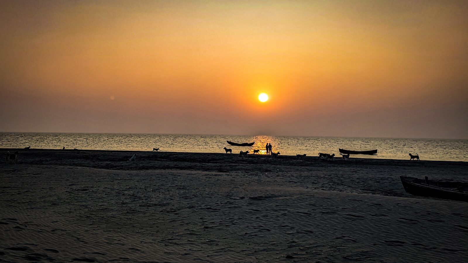 Xiaomi Mi A3 sample photo. Sunset, beach, sky photography
