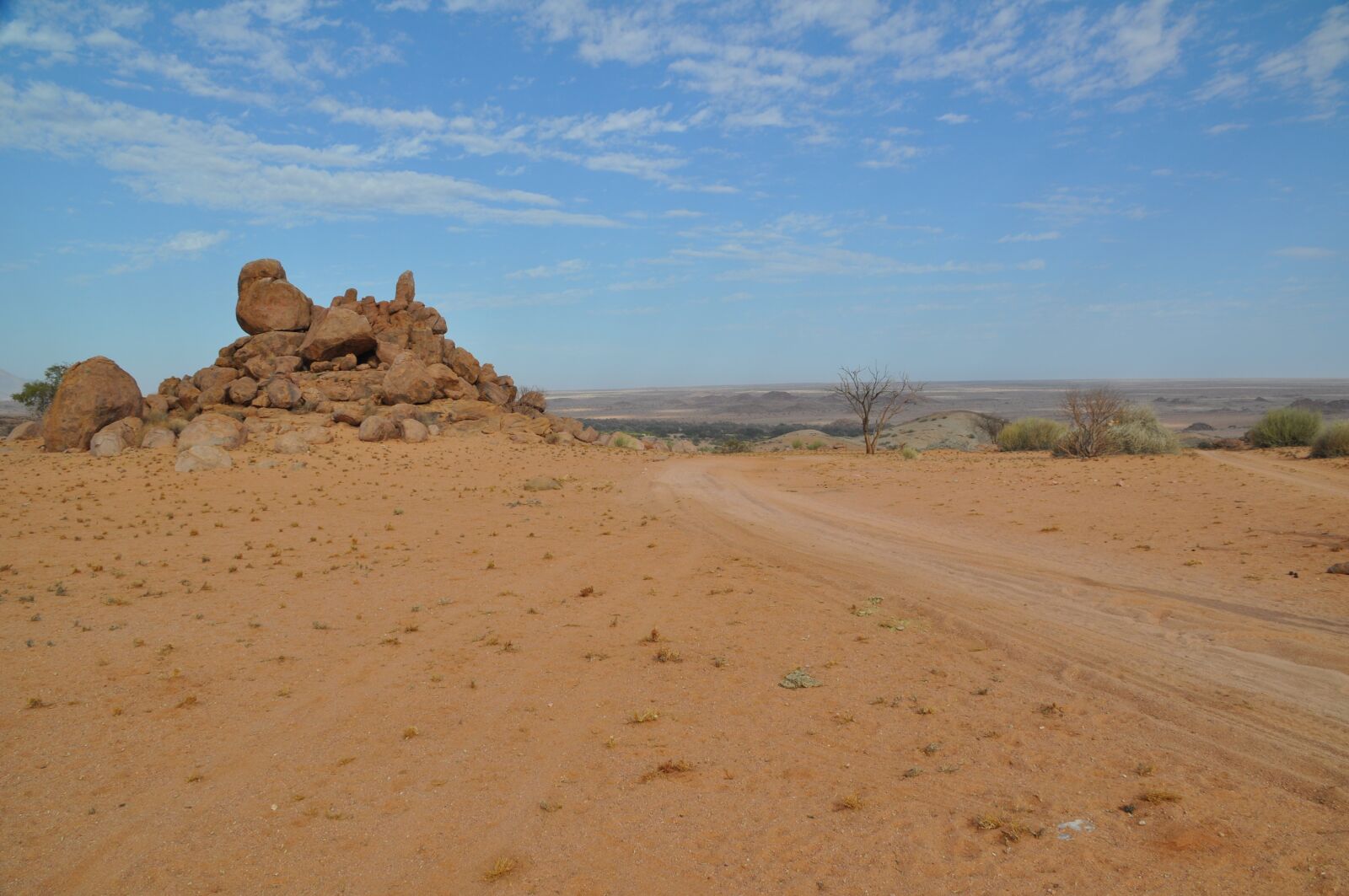 Nikon D5000 sample photo. Namibia, desert, travel photography