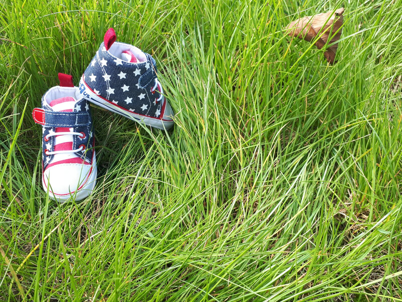 Samsung Galaxy A5(2017) sample photo. Baby shoes, shoes, baby photography