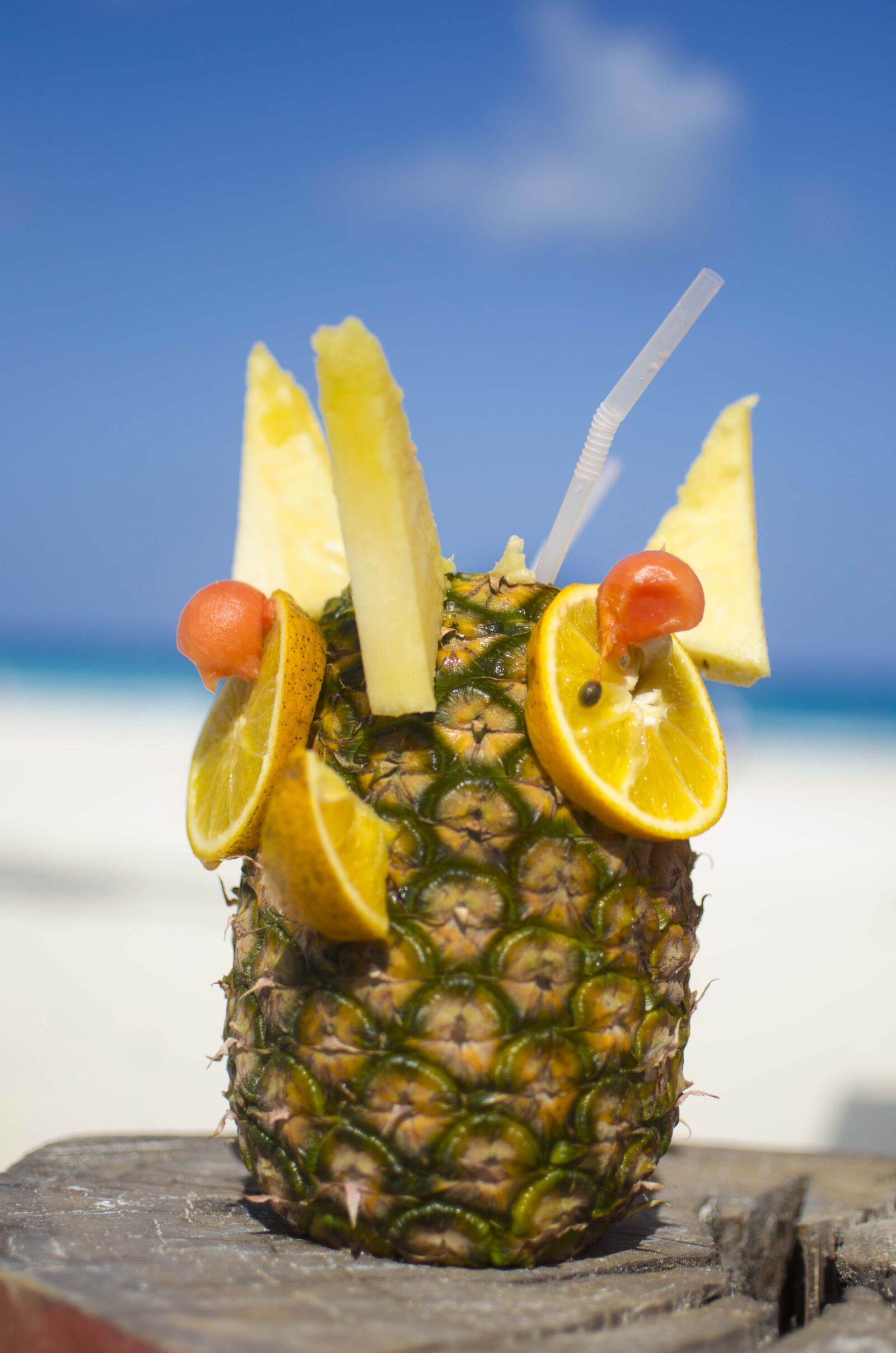 Nikon D7000 sample photo. Pineapple, beach, summer photography