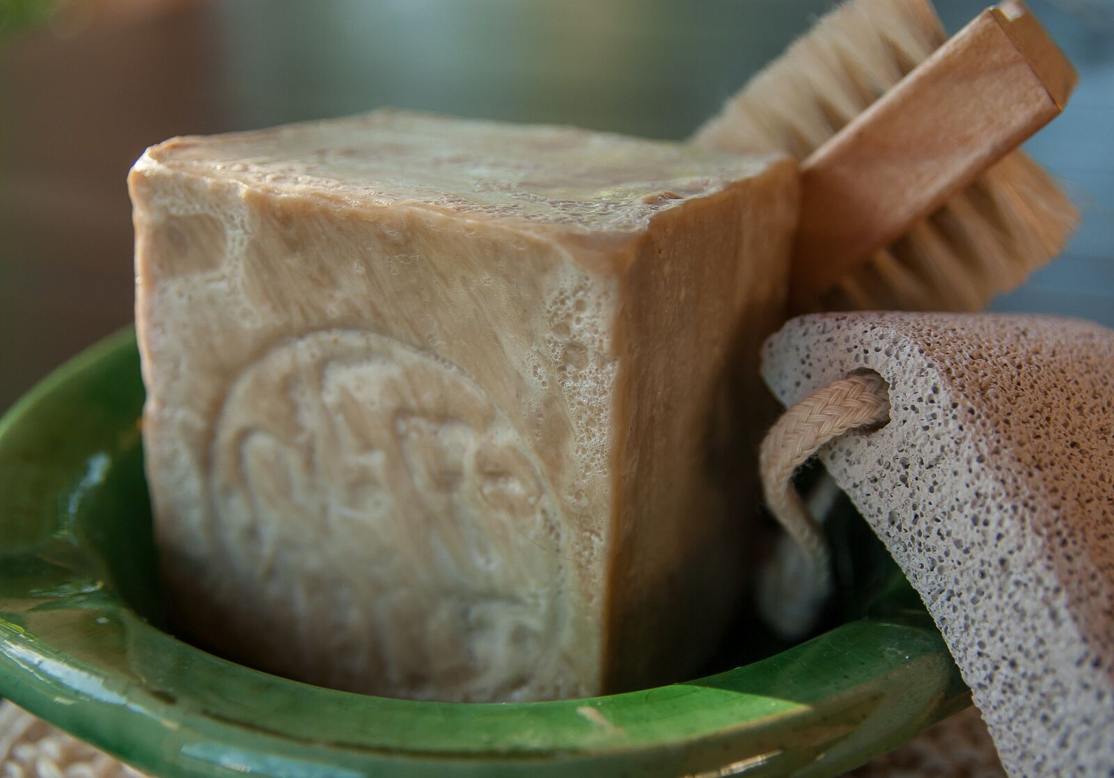 Pentax K10D sample photo. Aleppo soap, brush, pumice photography