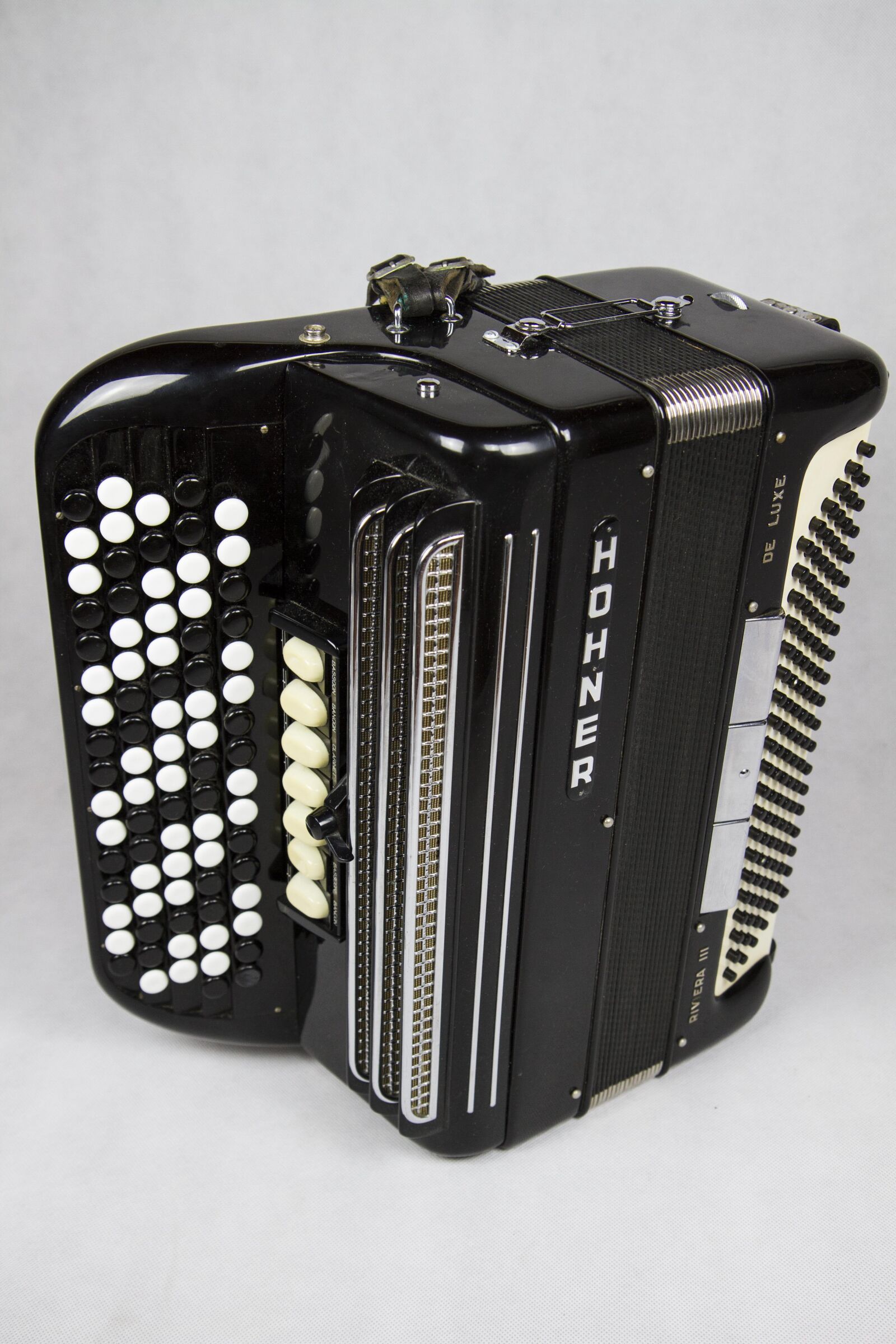 Canon EOS 7D sample photo. Harmonica, case, instrument photography