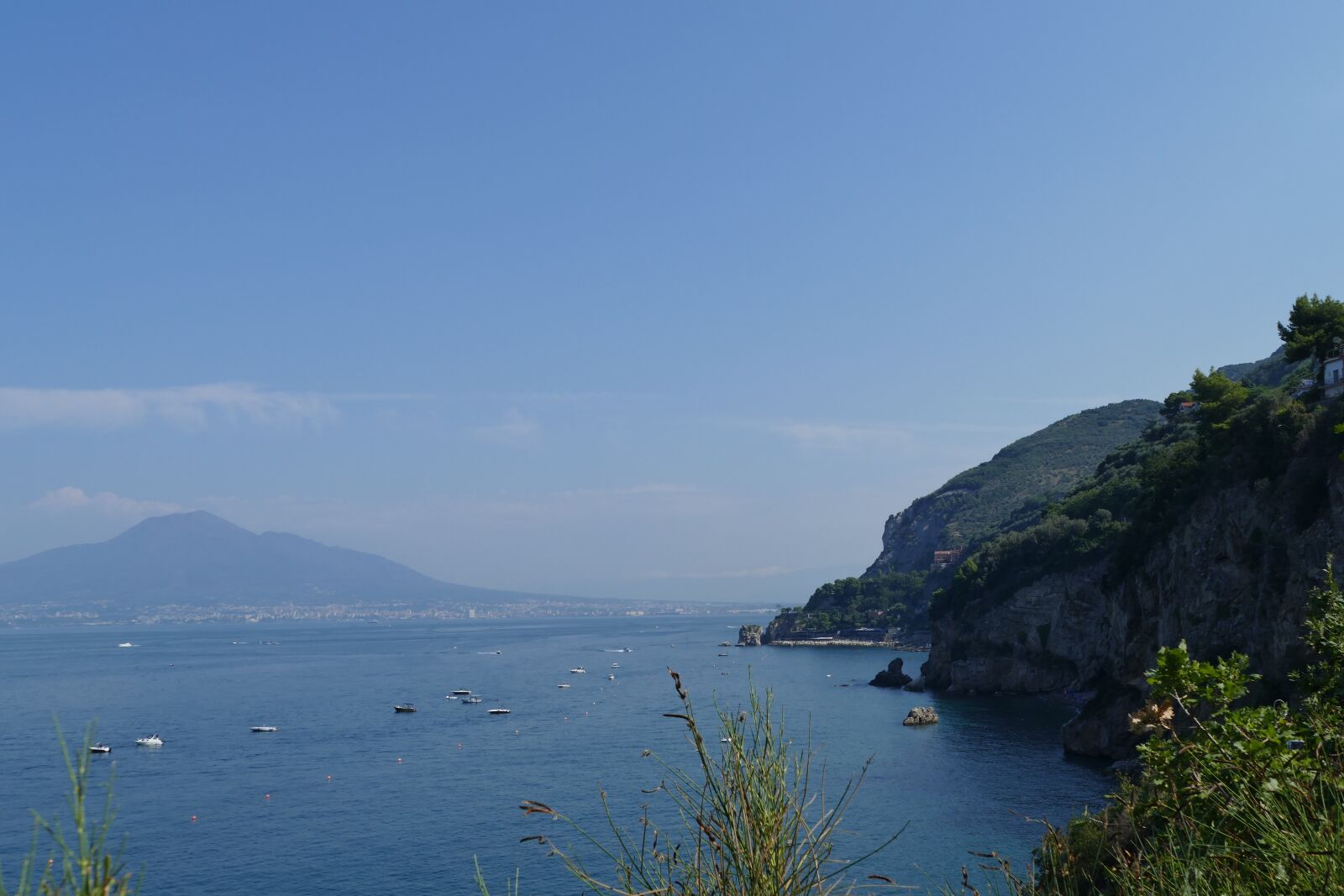 Panasonic Lumix DMC-FZ1000 sample photo. Sea, sky, nature photography