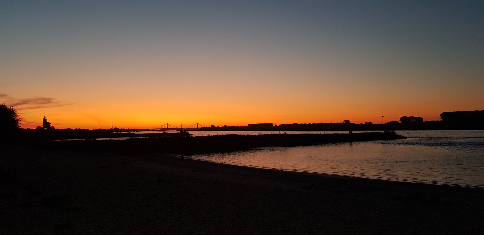 Samsung Galaxy S8 sample photo. Sunrise, beach, dutch photography