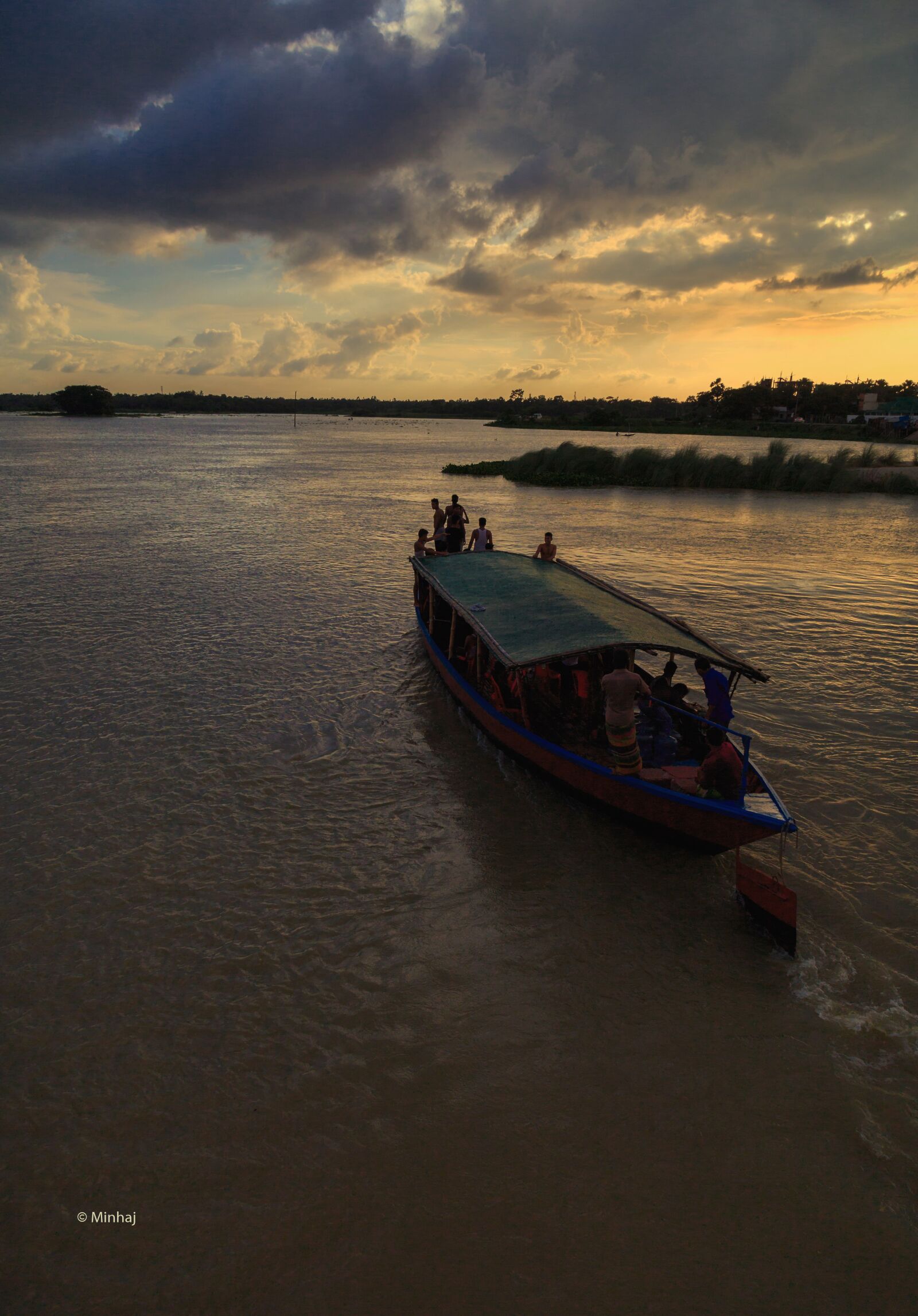 Canon EOS 6D + Canon EF 24-105mm F4L IS USM sample photo. Landscape, boat, village photography