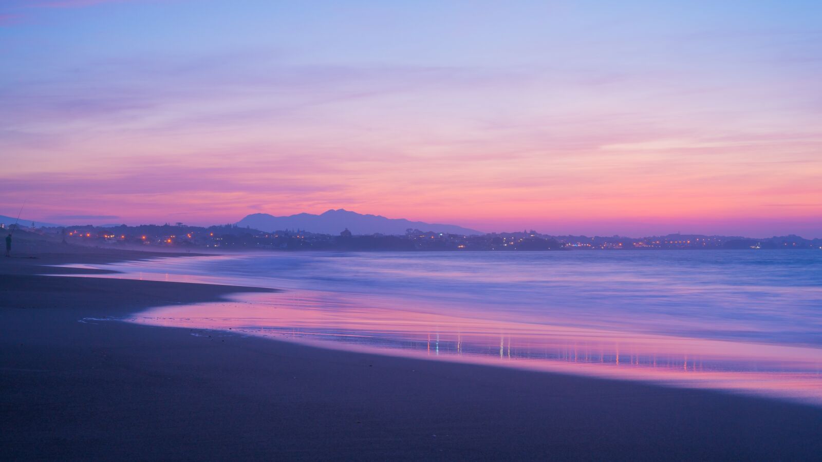 Sony a7R II + Sony FE 50mm F1.8 sample photo. Purple, beach, sunset photography