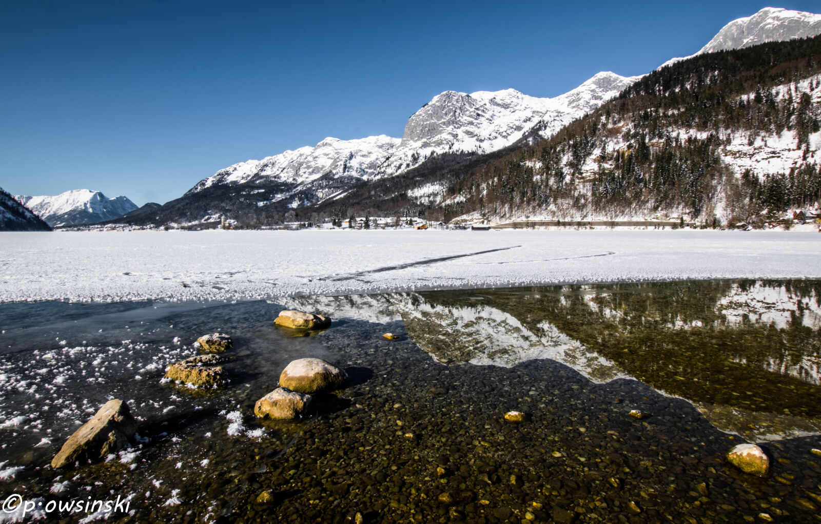 Sigma 10-20mm F3.5 EX DC HSM sample photo. View, of, lake, grundlsee photography