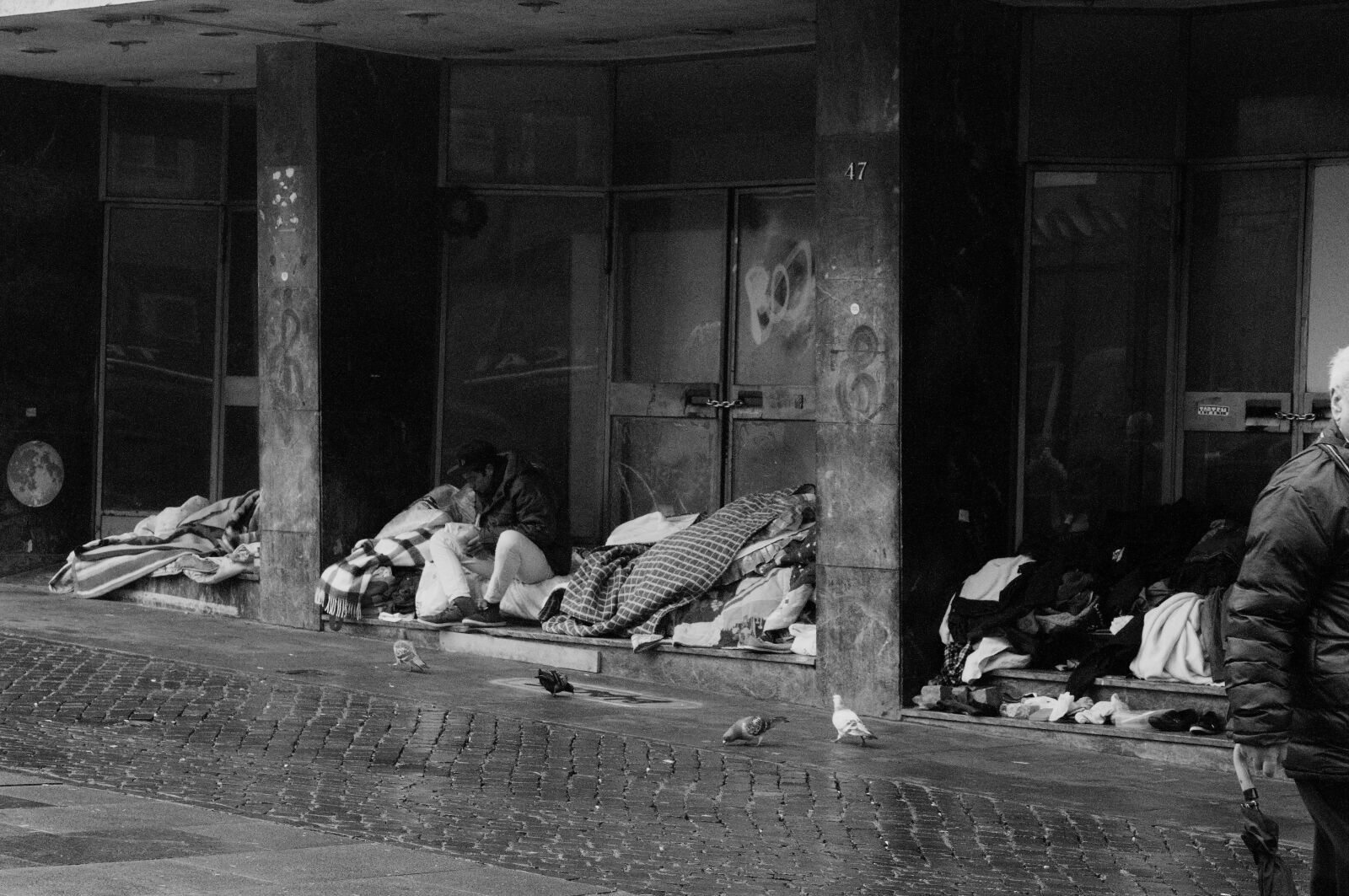 Nikon D300 sample photo. Homeless, homelessness, poverty photography