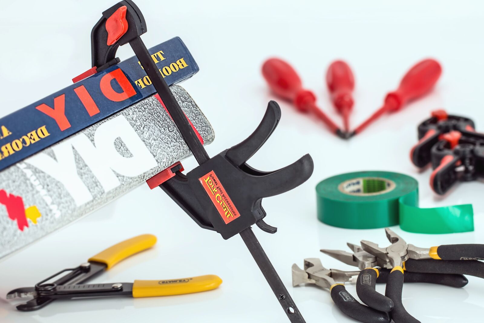Canon EOS 70D sample photo. Hand tool, tape, pliers photography