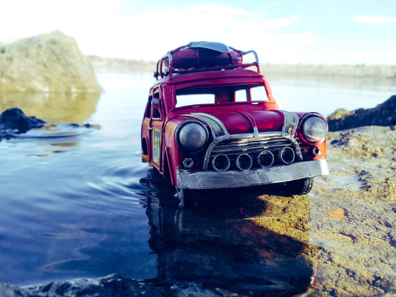 Samsung Galaxy J6+ sample photo. Car, marine, water photography