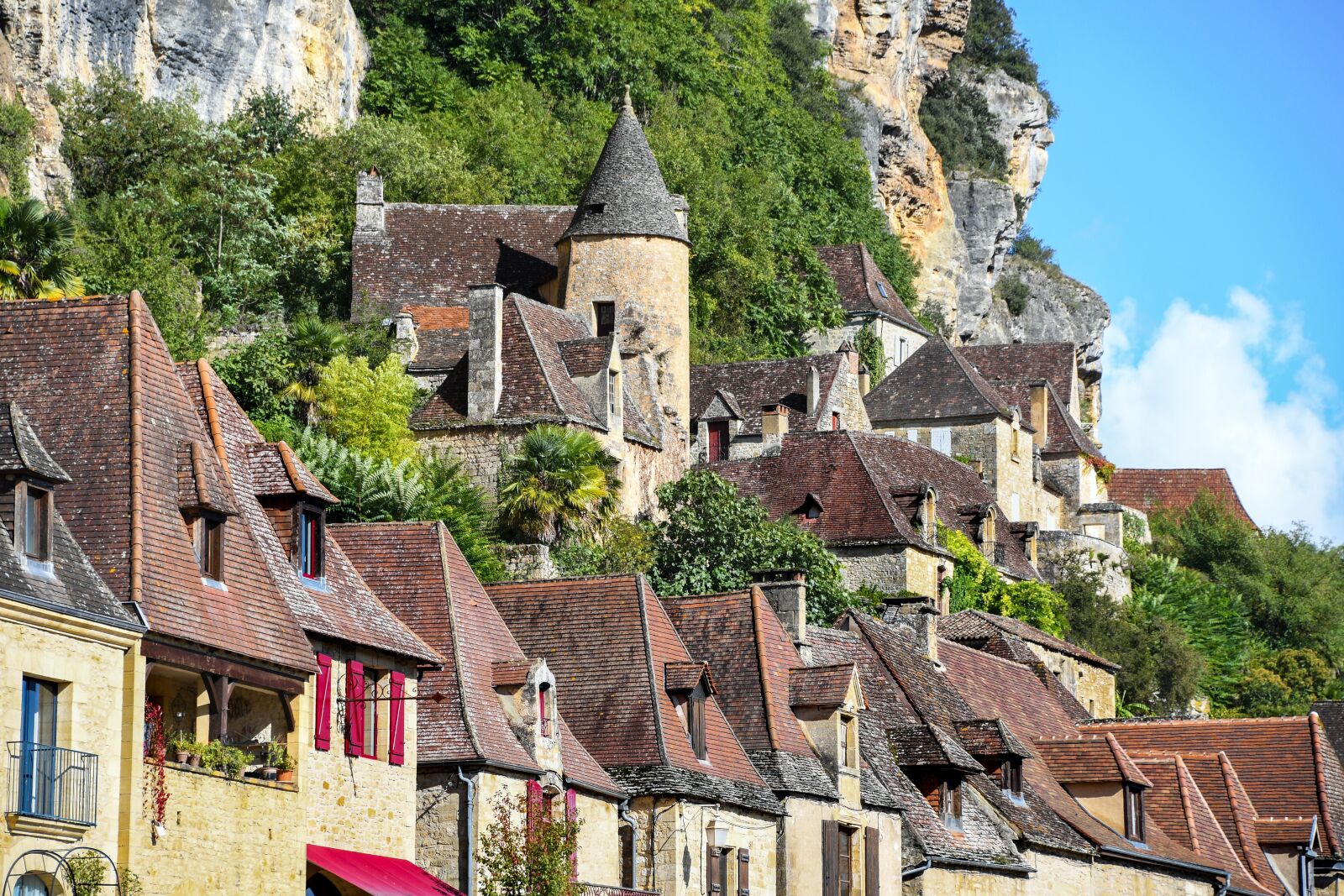 Nikon D500 sample photo. House, cliff, village photography