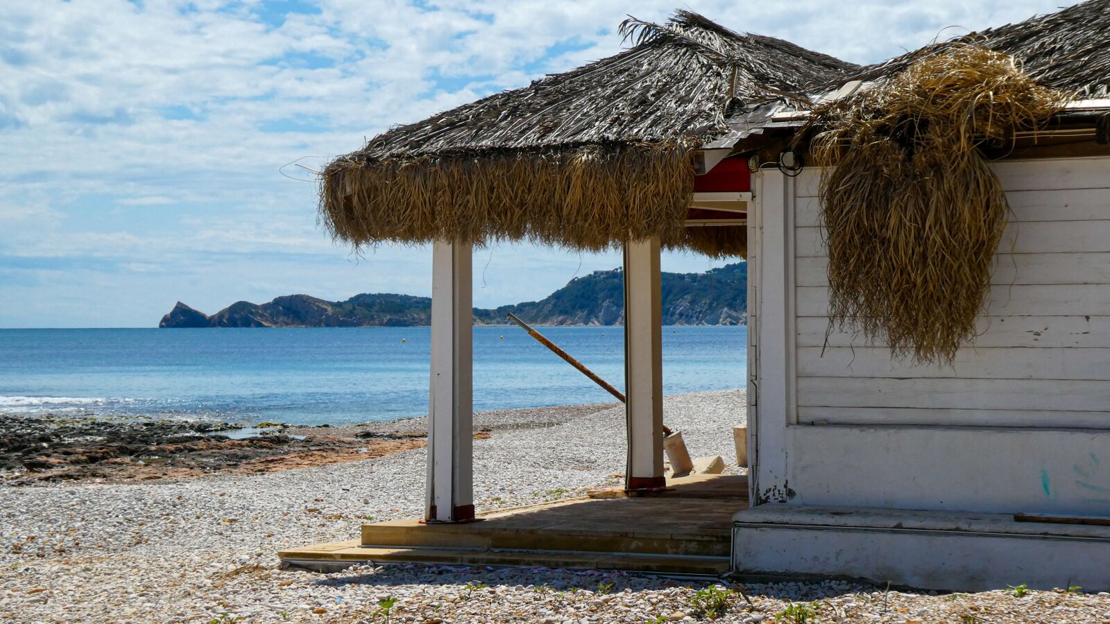 Panasonic Lumix DC-ZS70 (Lumix DC-TZ90) sample photo. Beach, sea, sky photography