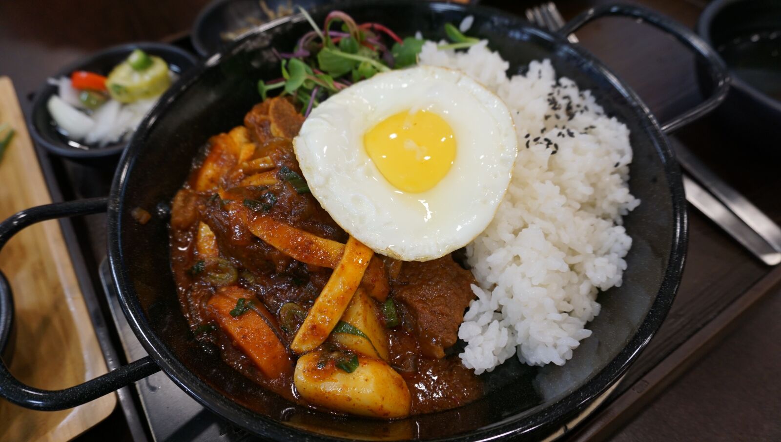 Sony a6000 sample photo. Korean food, food, bulgogi photography