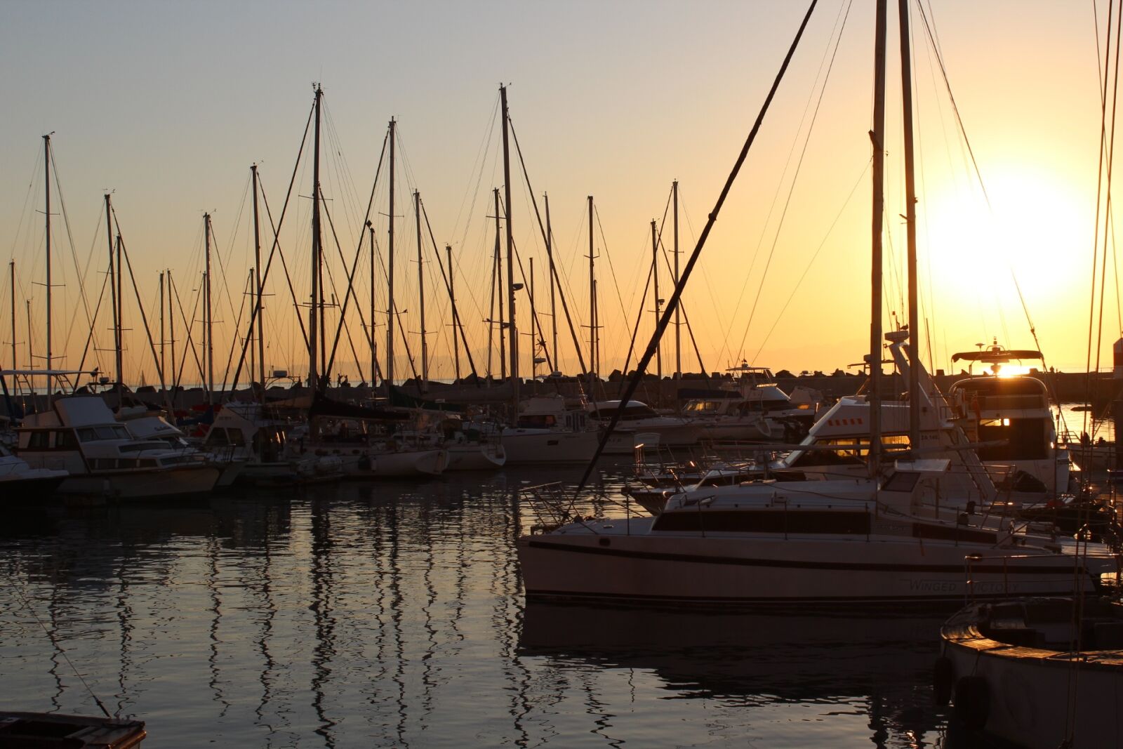 Canon EOS 600D (Rebel EOS T3i / EOS Kiss X5) sample photo. Water, sea, harbor photography