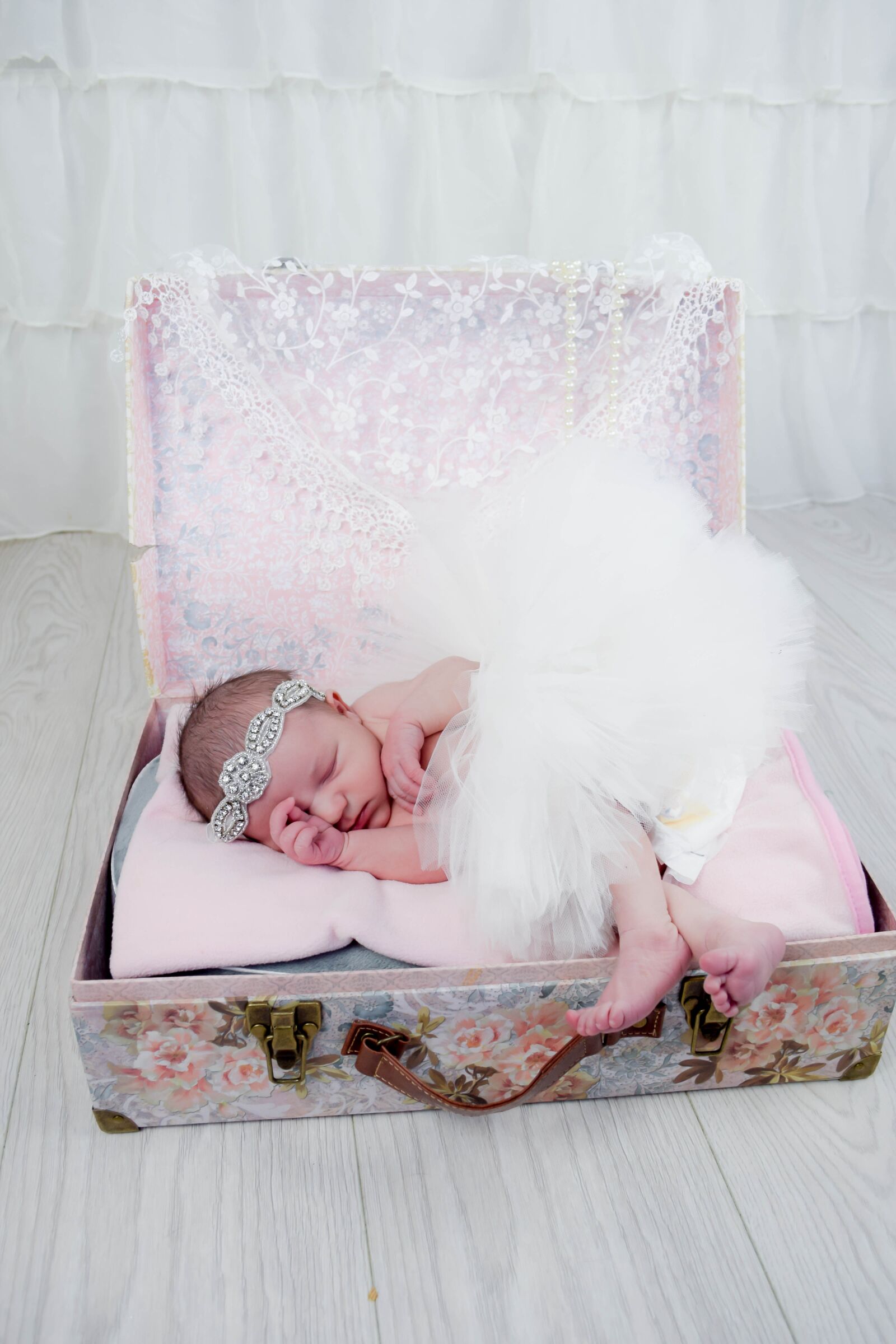 Nikon D3300 sample photo. Baby, child, tutu photography