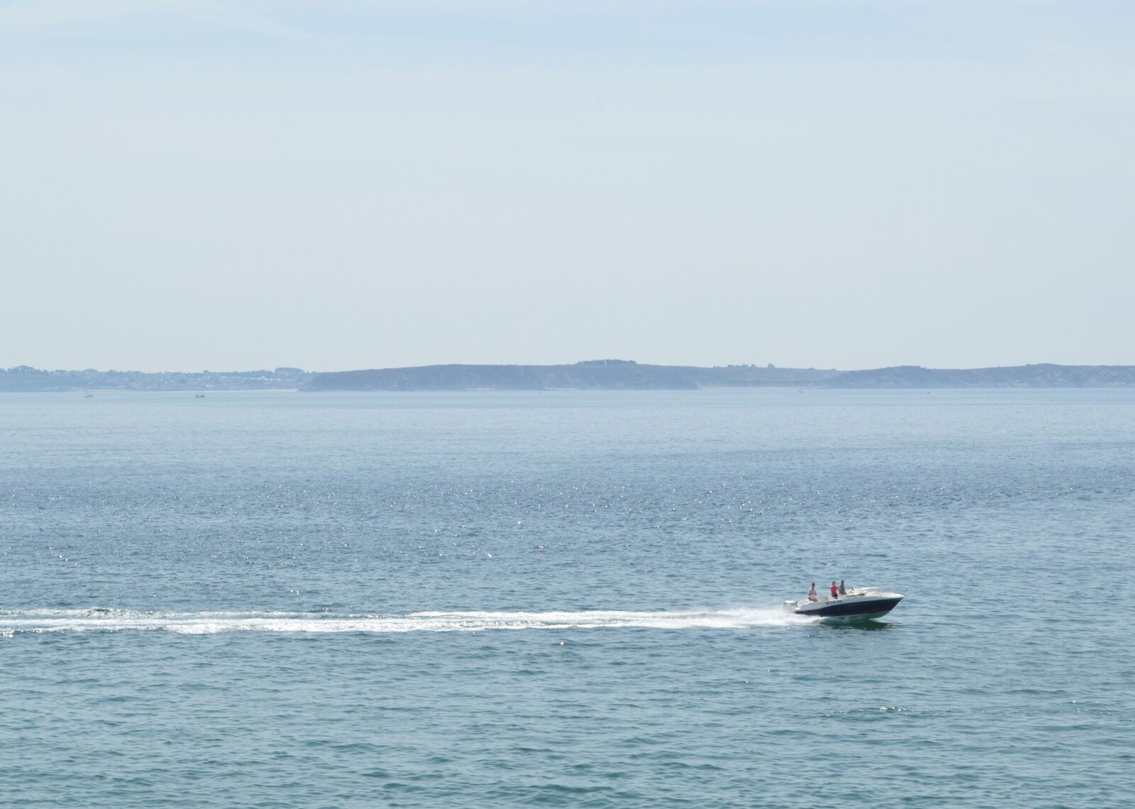 Nikon D3200 sample photo. Boat, outboard, navigation photography