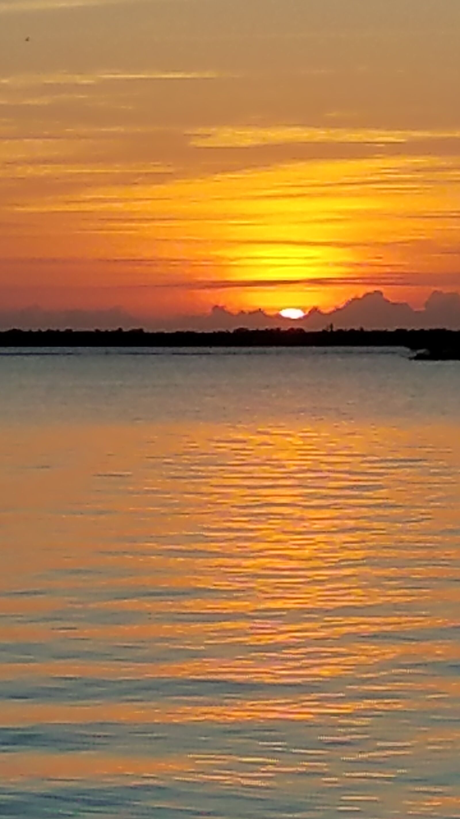 Samsung Galaxy S7 sample photo. Sunrise, orange sky, seascape photography