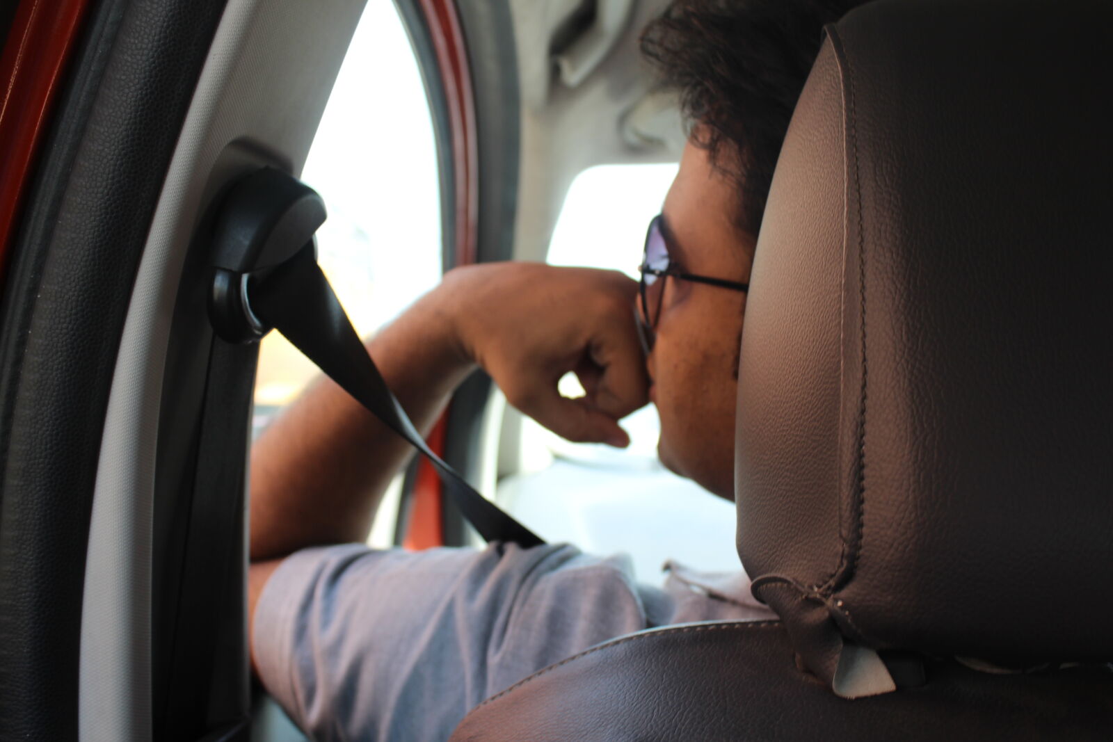 Canon EOS 700D (EOS Rebel T5i / EOS Kiss X7i) sample photo. Business, businessman, decent, hd photography