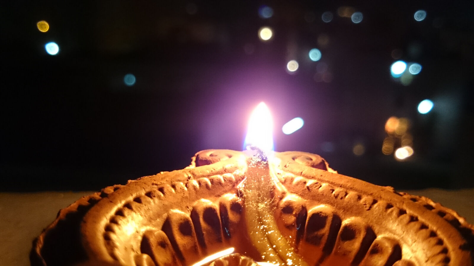 Sony Xperia Z2 sample photo. Fire, light photography