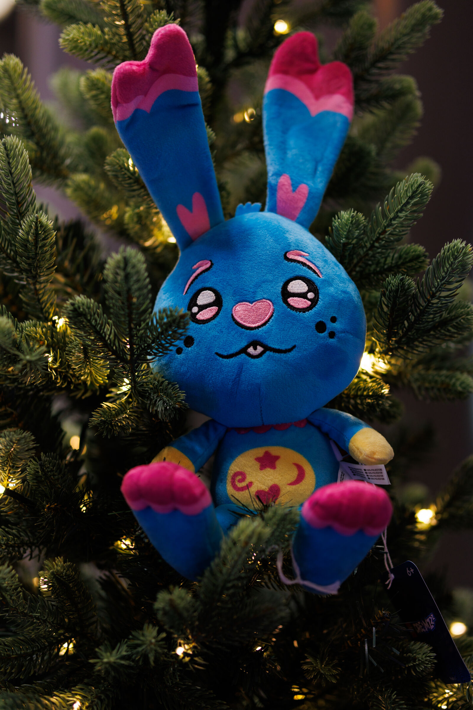 Sigma 56mm F1.4 DC DN | C sample photo. Bunny toy on a photography