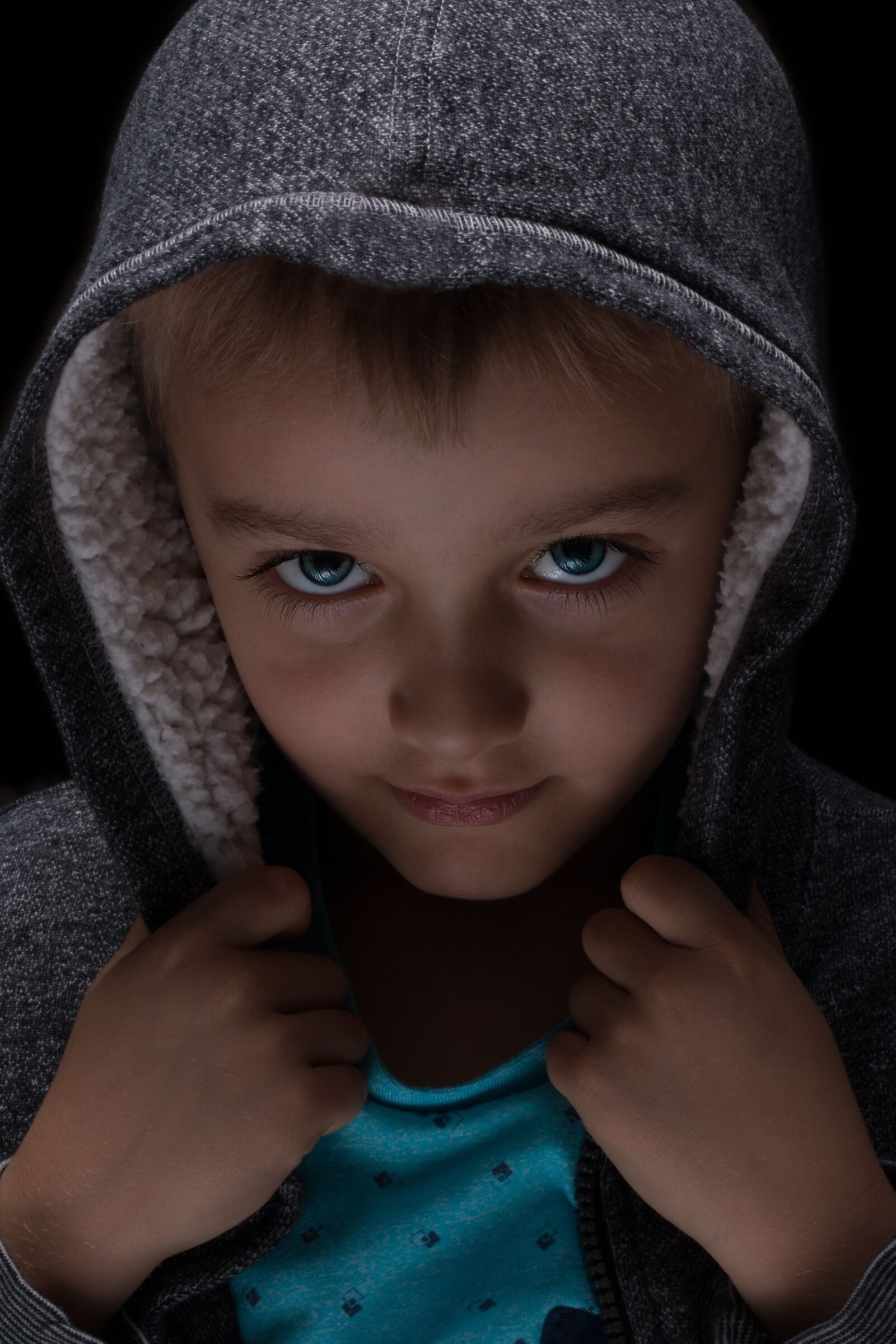 Canon EOS 70D + Canon EF 50mm F1.8 II sample photo. Speed light, moody, boy photography
