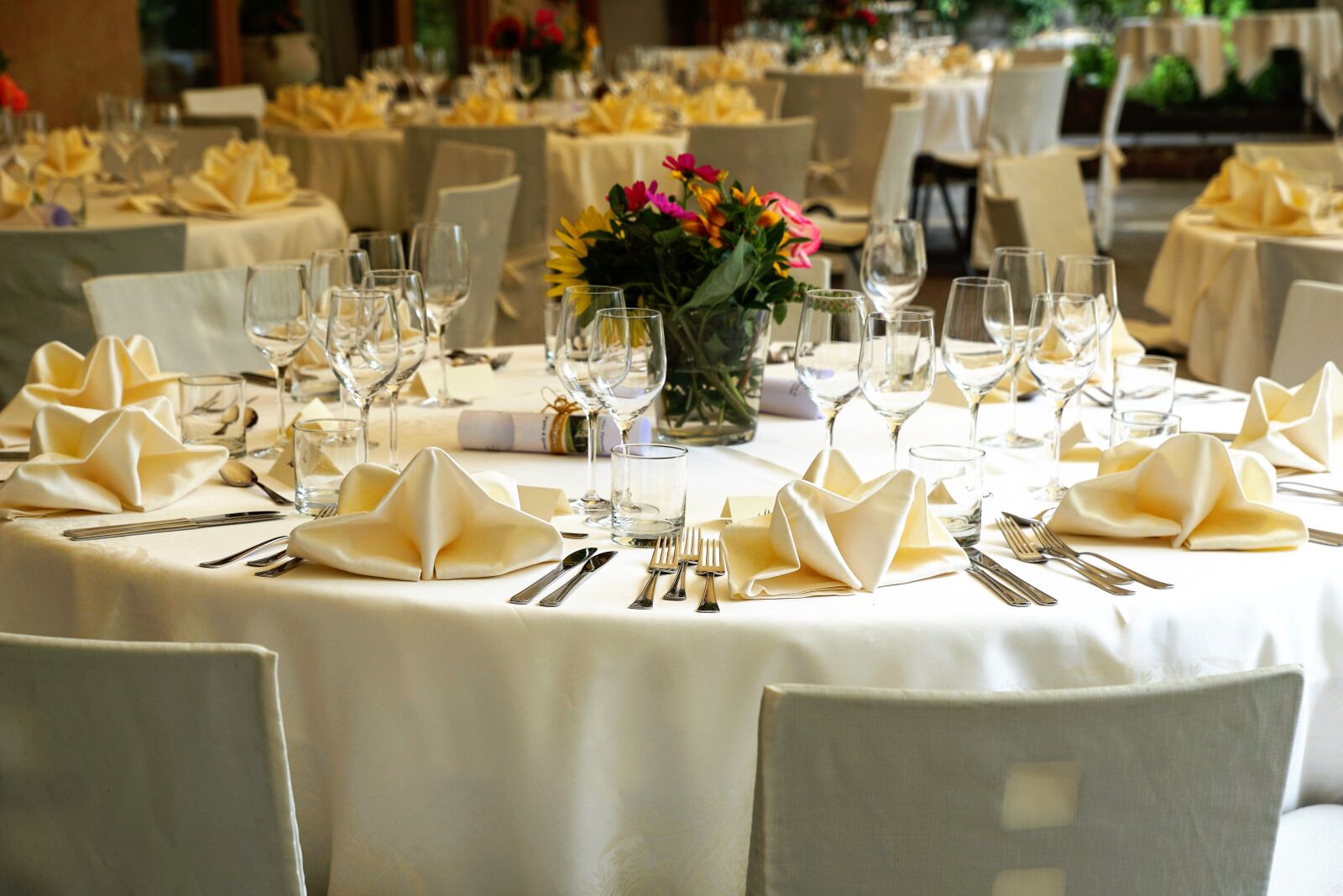 Sony ILCA-77M2 + Sony DT 16-50mm F2.8 SSM sample photo. Tablecloth, silver cutlery, table photography