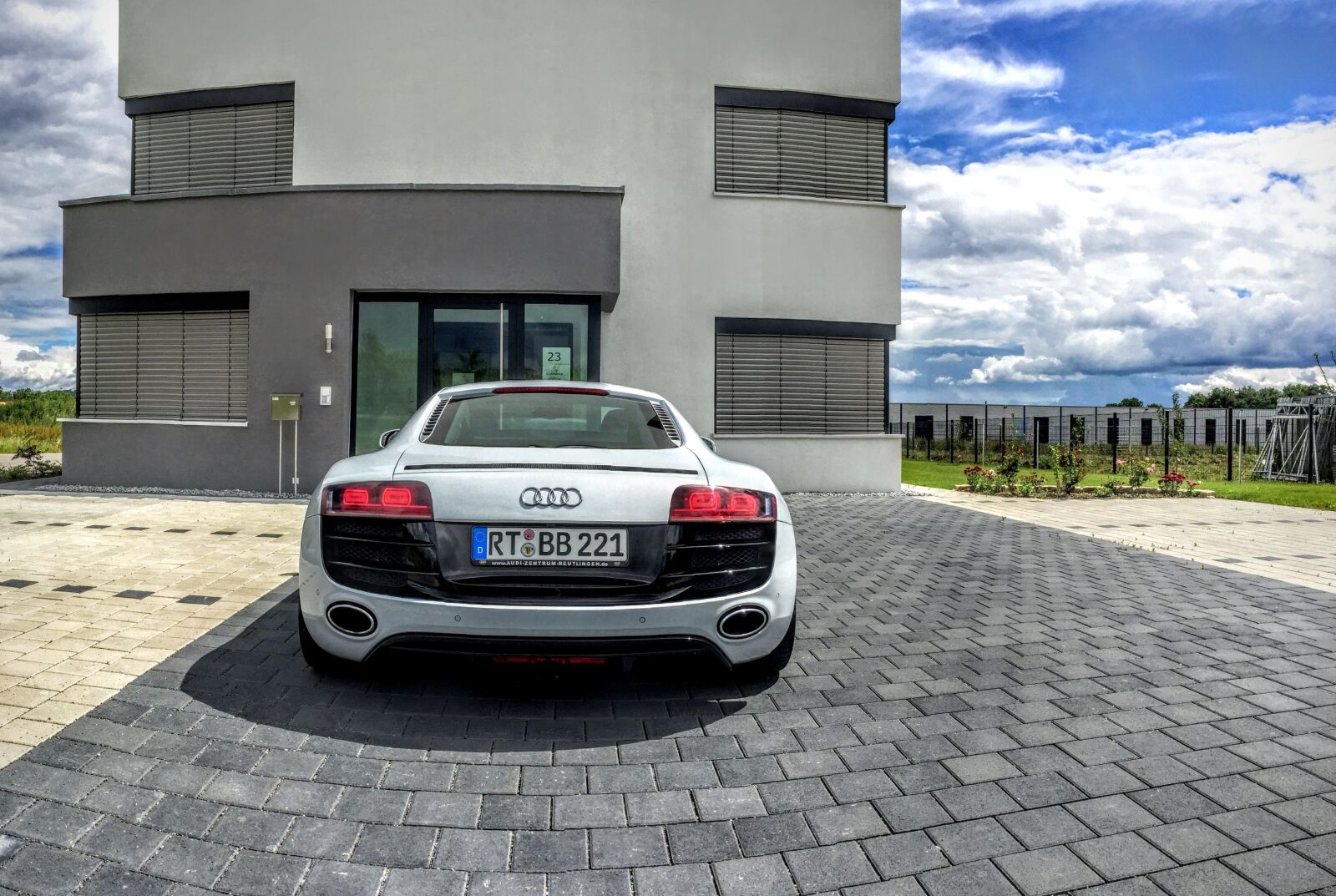iPhone 6 Plus back camera 4.15mm f/2.2 sample photo. Audi, r8, sports car photography