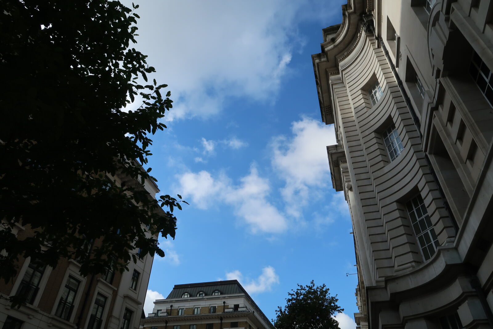 Canon PowerShot G7 X Mark II sample photo. County, hall, london photography