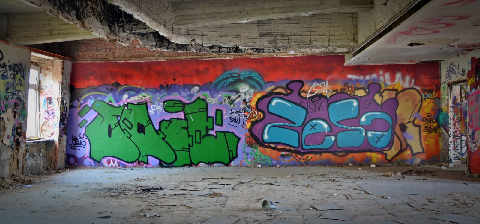 Nikon D5200 sample photo. Lost places, graffiti, ruin photography