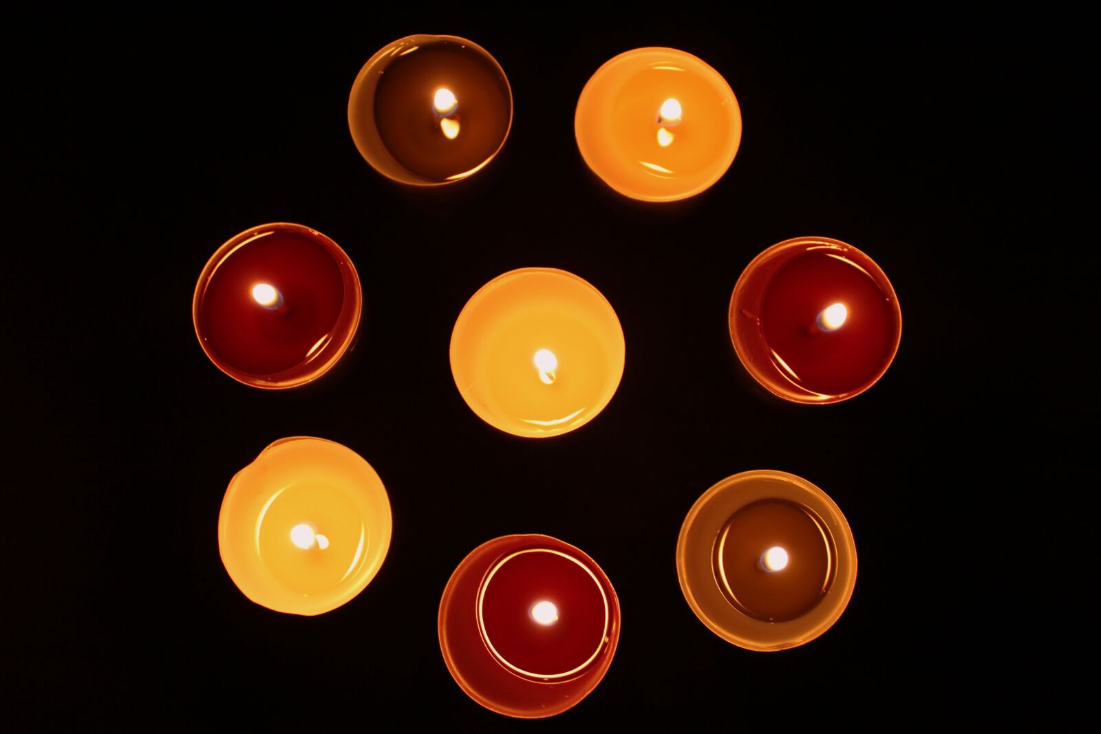 Canon EOS 1200D (EOS Rebel T5 / EOS Kiss X70 / EOS Hi) sample photo. Candles, heaters, fragrances photography
