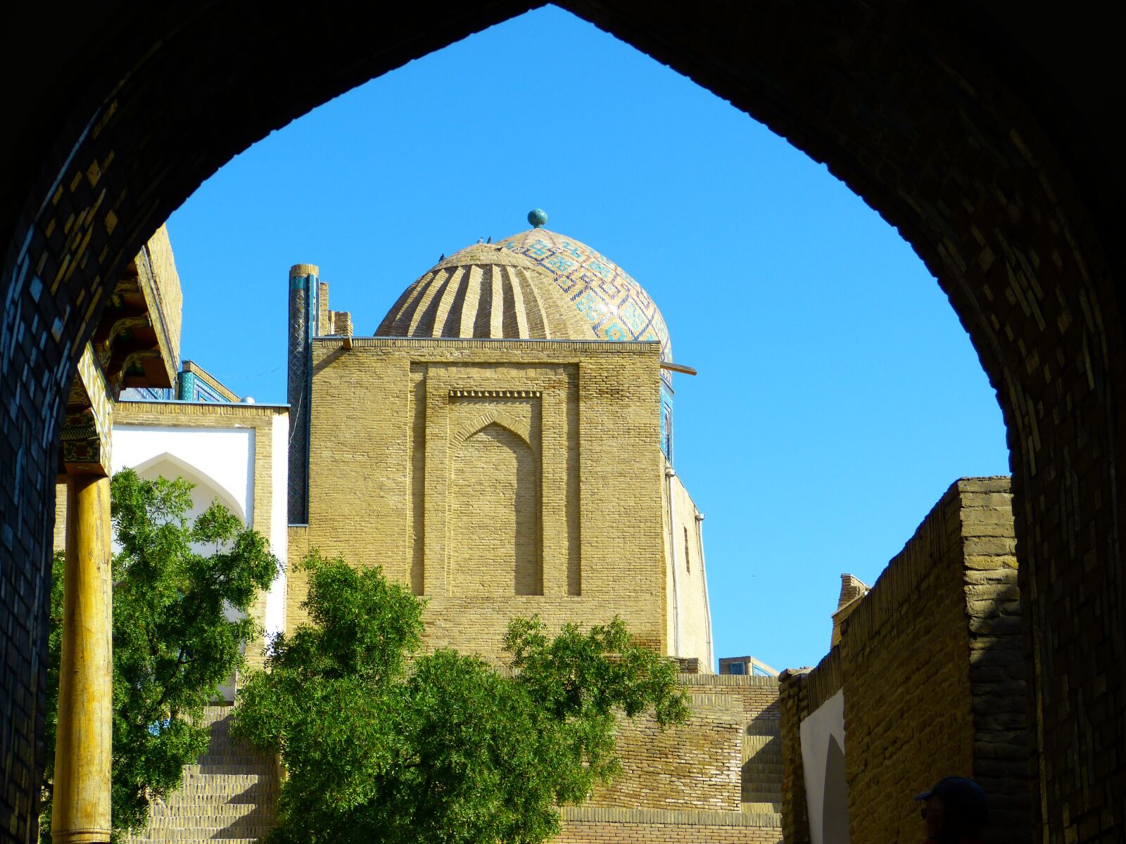 Panasonic Lumix DMC-FZ150 sample photo. Shohizinda, necropolis, samarkand photography