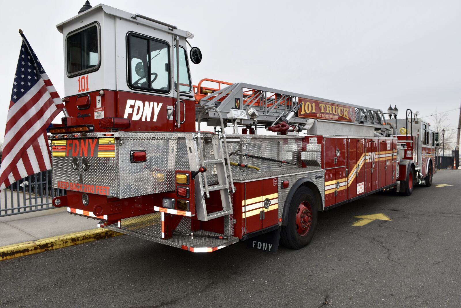 Nikon D5600 sample photo. Fire truck, american, huge photography