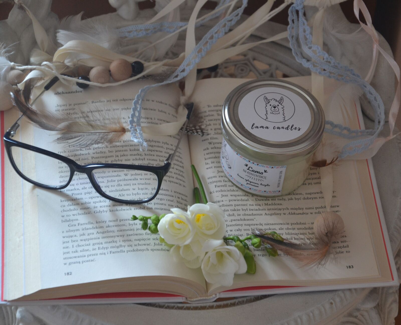 Nikon D3100 sample photo. Candles, flowers, boho photography