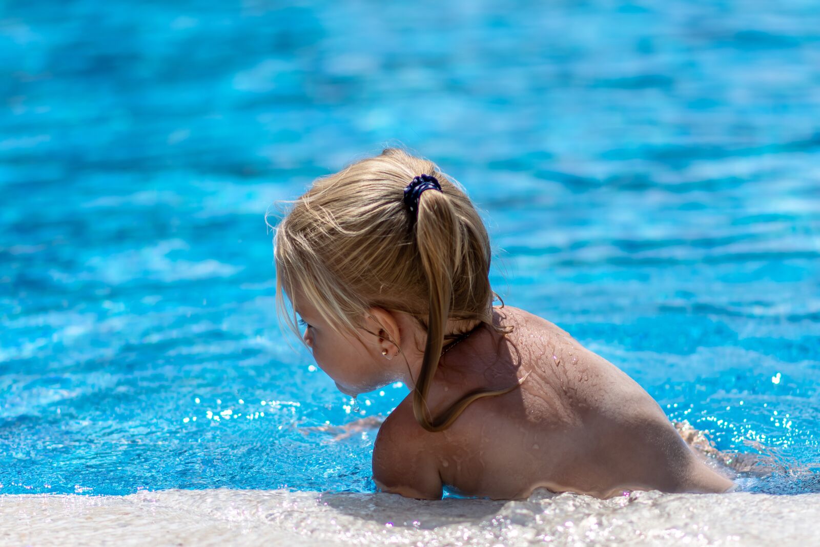 Nikon D7200 sample photo. Girl, swimming pool, summer photography