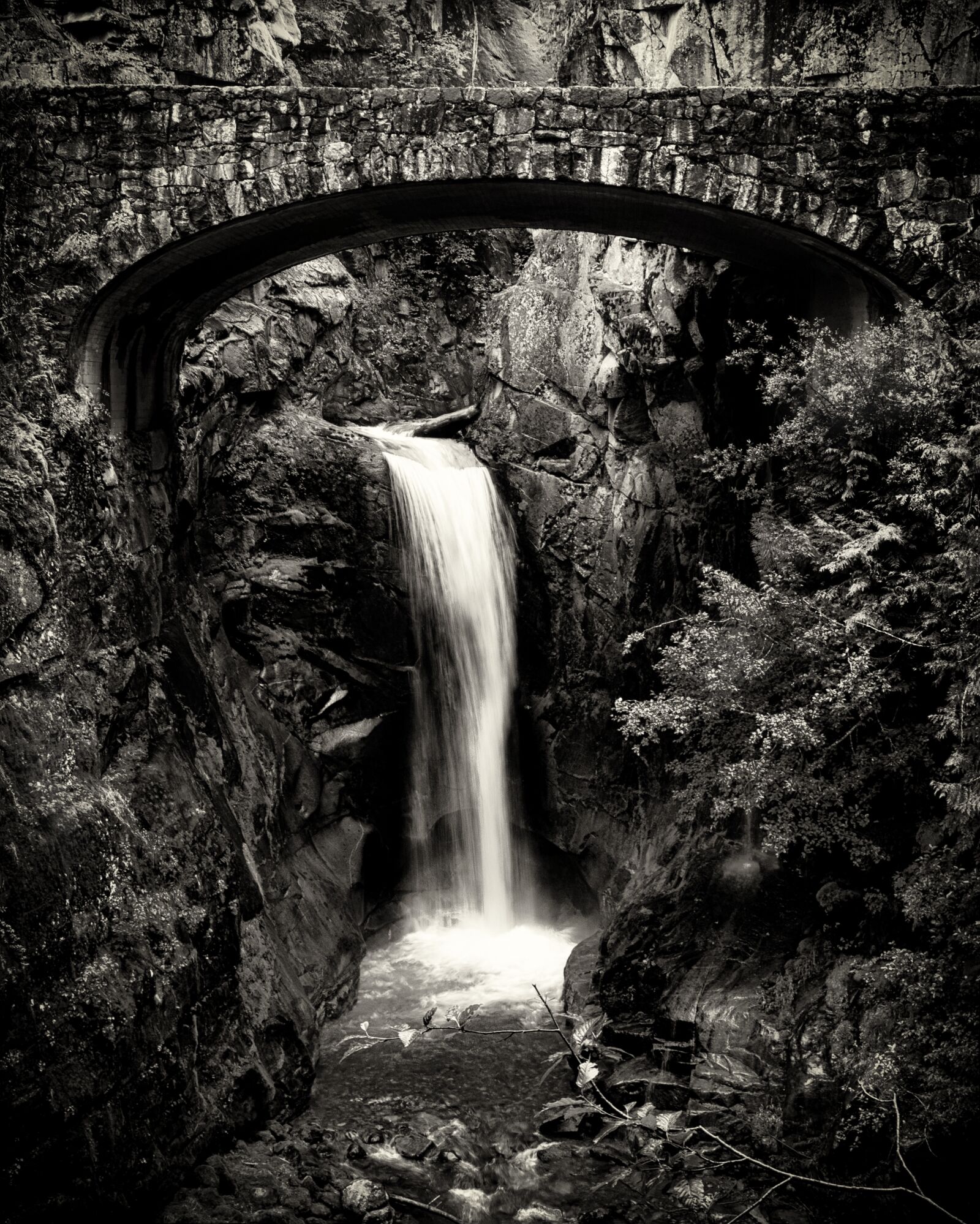 Panasonic Lumix DMC-FZ1000 sample photo. Waterfalls, mt, rainier photography