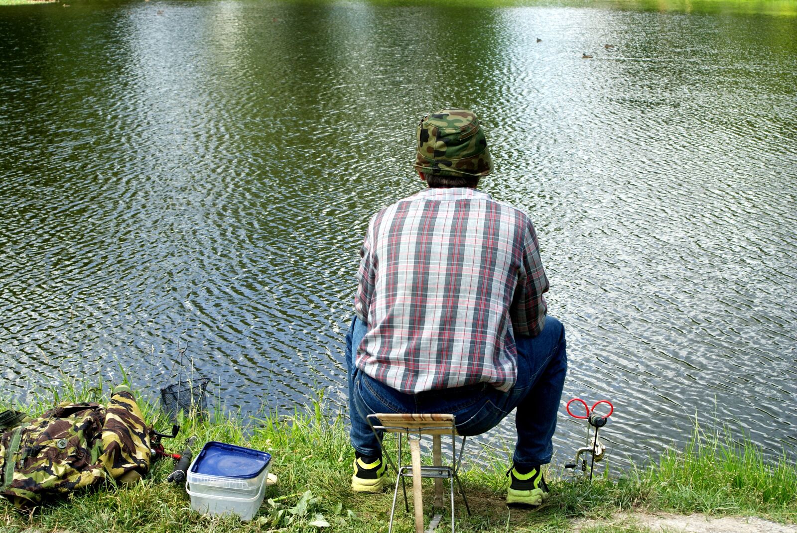 Sony Alpha DSLR-A200 sample photo. Fishing, the fisherman, male photography