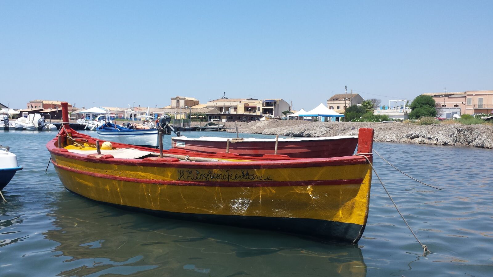 Samsung Galaxy S4 sample photo. Boat, italy, water photography