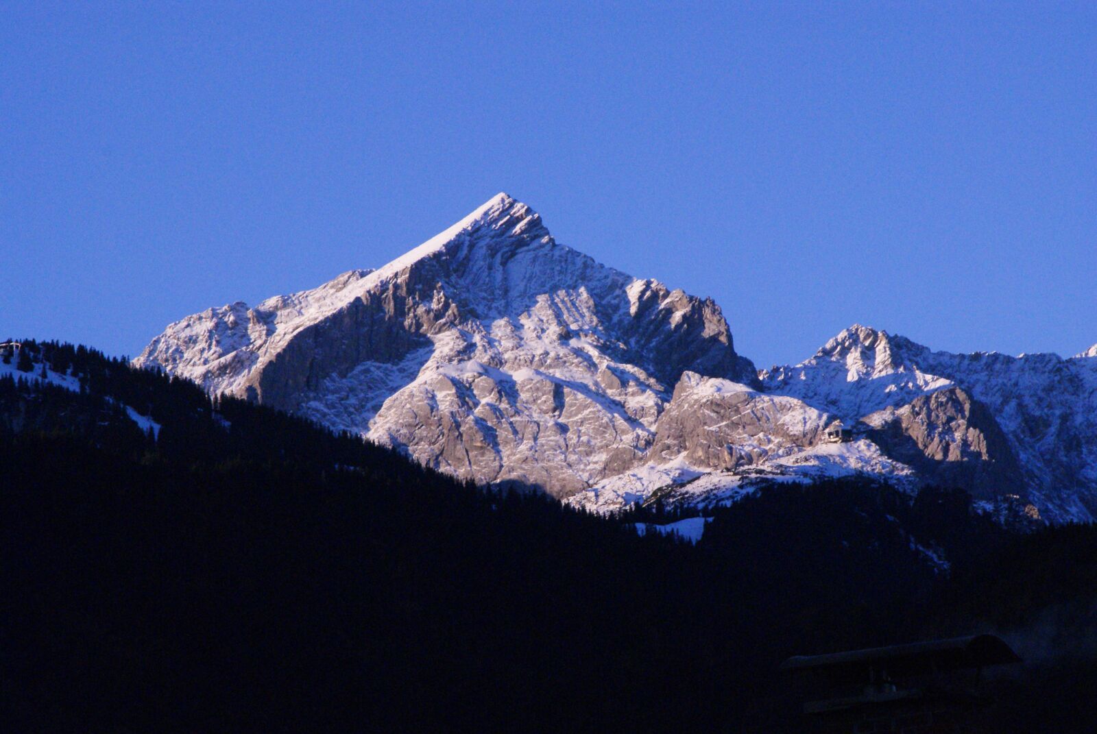 Sony Alpha DSLR-A300 sample photo. Alpspitze, alpine, wetterstein mountains photography