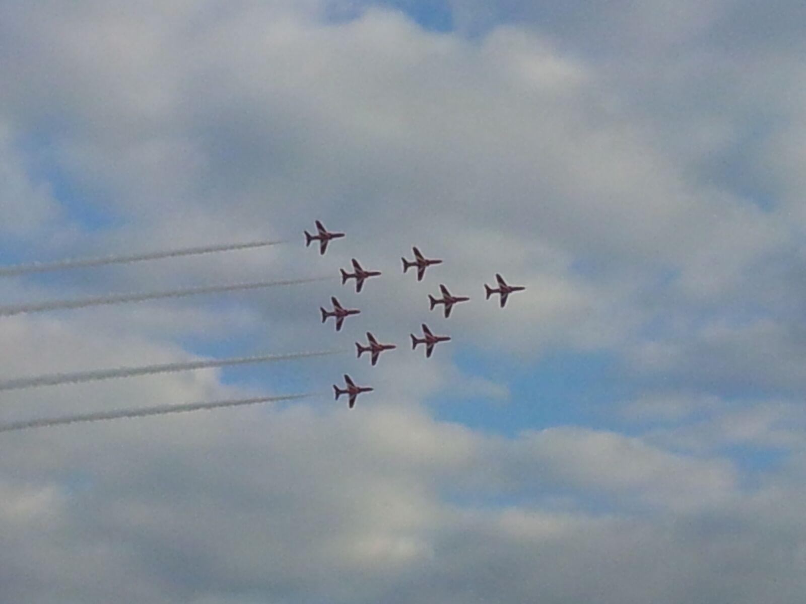 Samsung Galaxy S2 sample photo. Red arrows, aeroplane, display photography