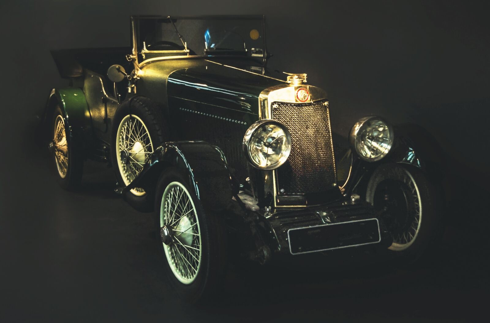 Nikon D3200 sample photo. Car, old, classic photography