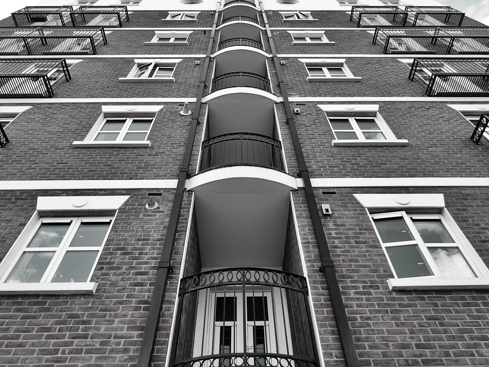 Sony DSC-HX60 sample photo. Architectural, design, architecture, black photography