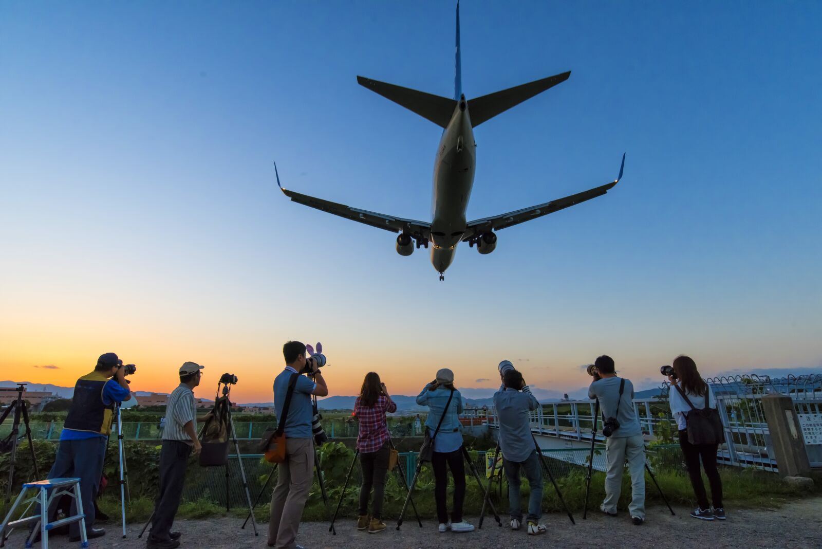Nikon D800E sample photo. Photographer who, airplane, during photography