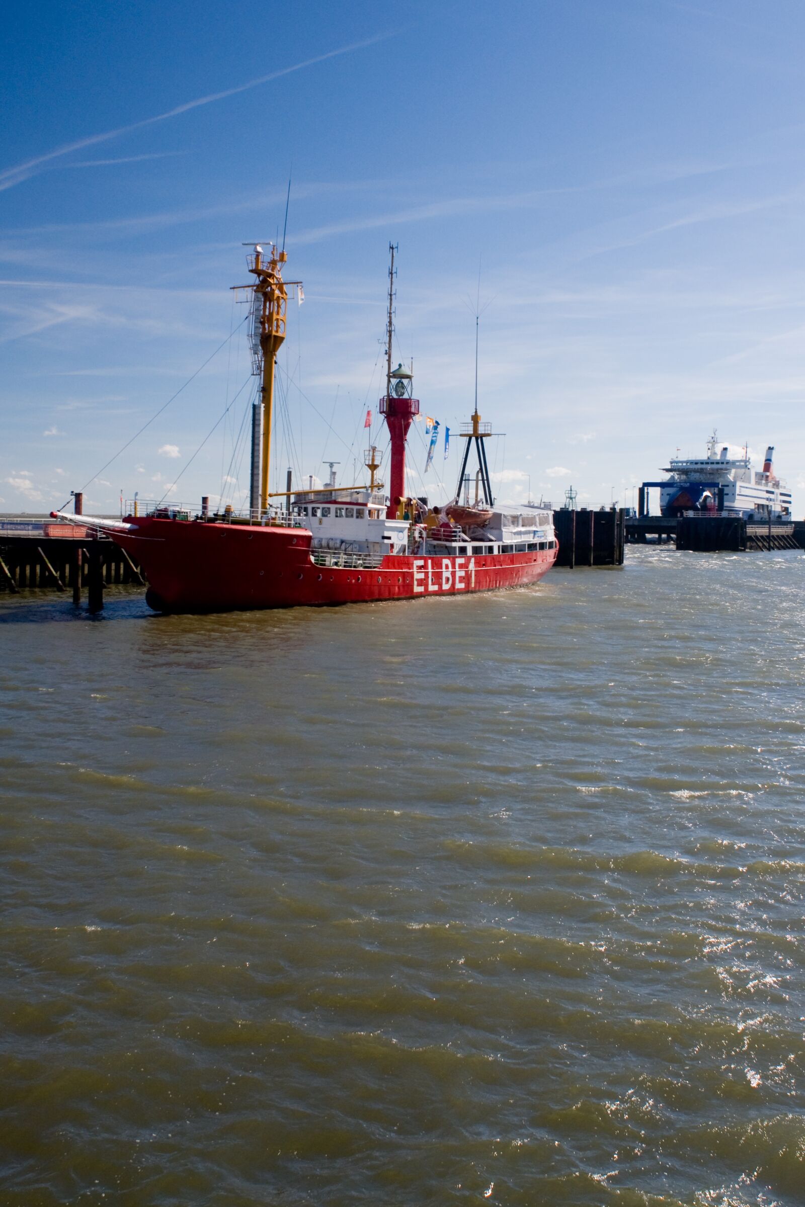 Nikon D90 sample photo. Cuxhaven, north sea, port photography
