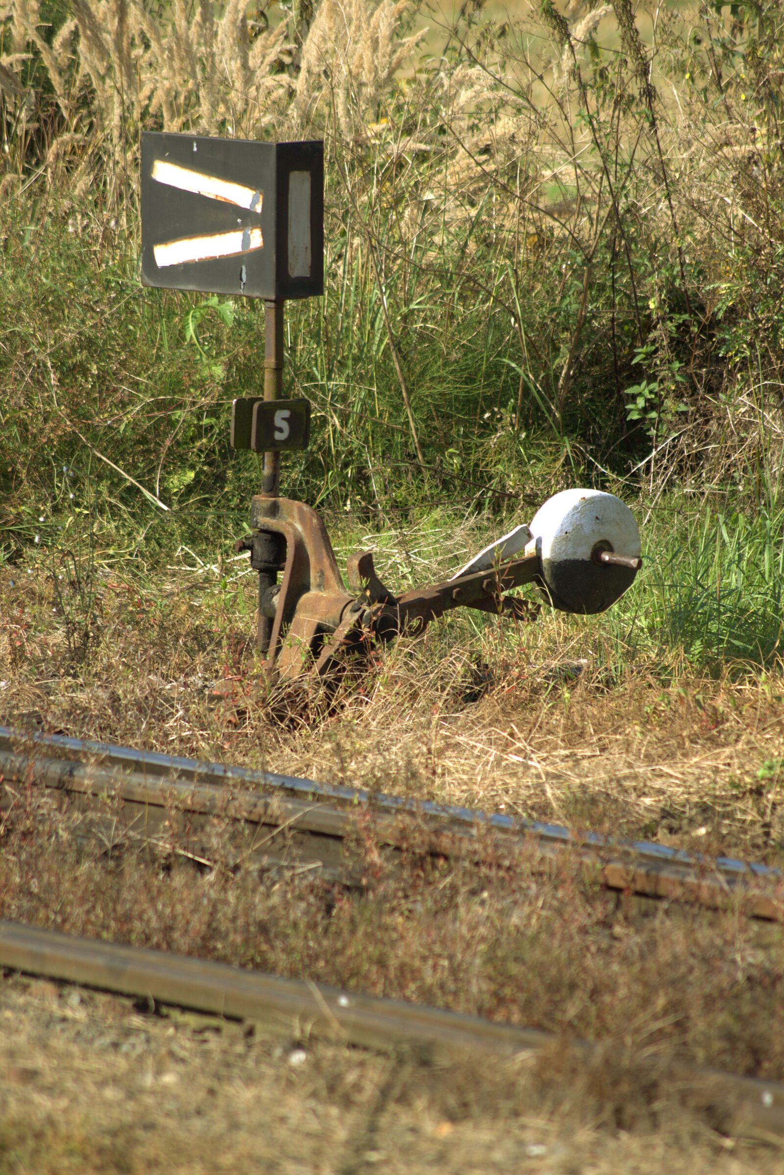 Canon EOS 700D (EOS Rebel T5i / EOS Kiss X7i) sample photo. Soft, mechanics, old photography