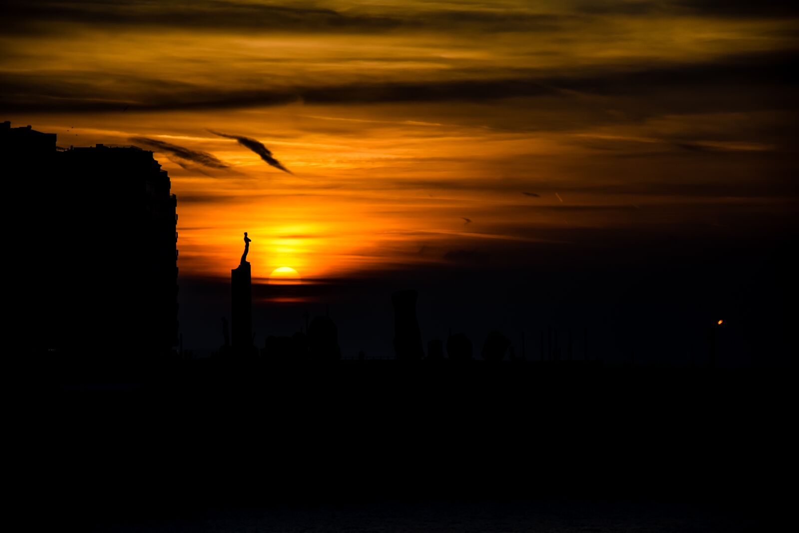 Nikon D3300 sample photo. Dark, skies, statue photography